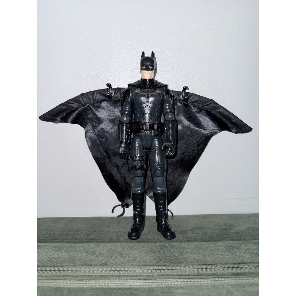 DC Comics Batman 12-inch Wingsuit Action Figure Needs Batteries
